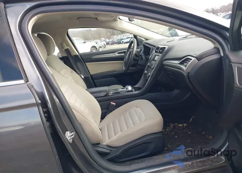 2018 Ford Fusion Hybrid S z USA, uszkodzony, nr VIN 3FA6P0UU6JR101005